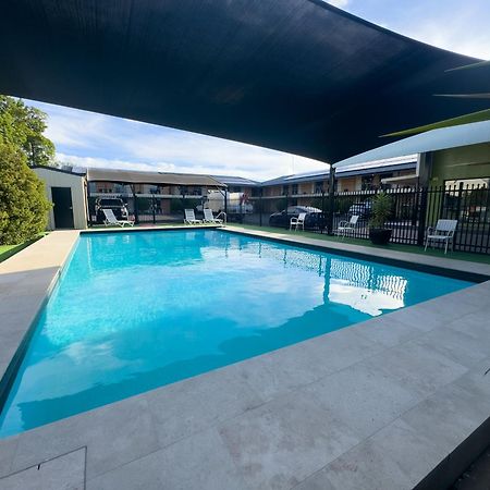Golden West Motor Inn Dubbo Eksteriør billede